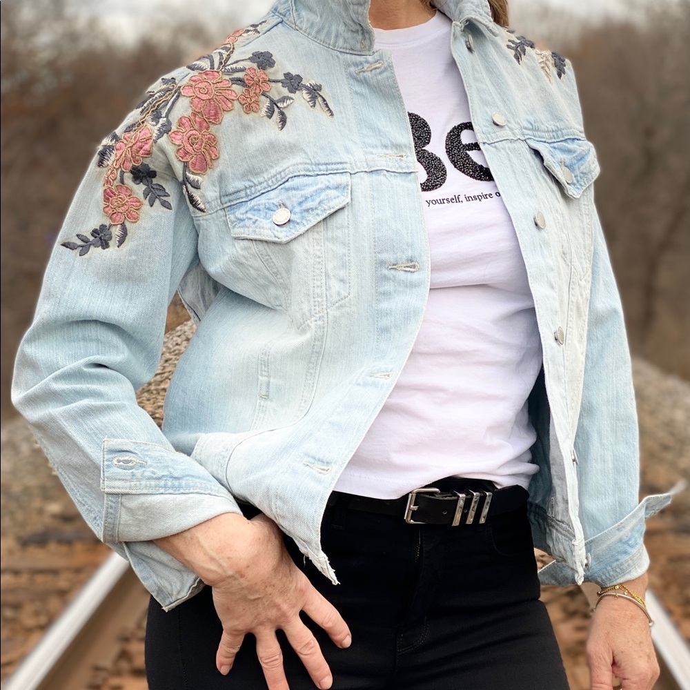Women Jean jacket with lace application, size S, loose fit, light blue.Cotton